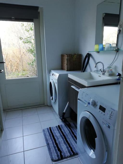 Cottage Egmond-Binnen Met Besloten Tuin Esterno foto