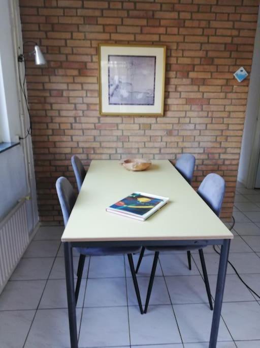 Cottage Egmond-Binnen Met Besloten Tuin Esterno foto