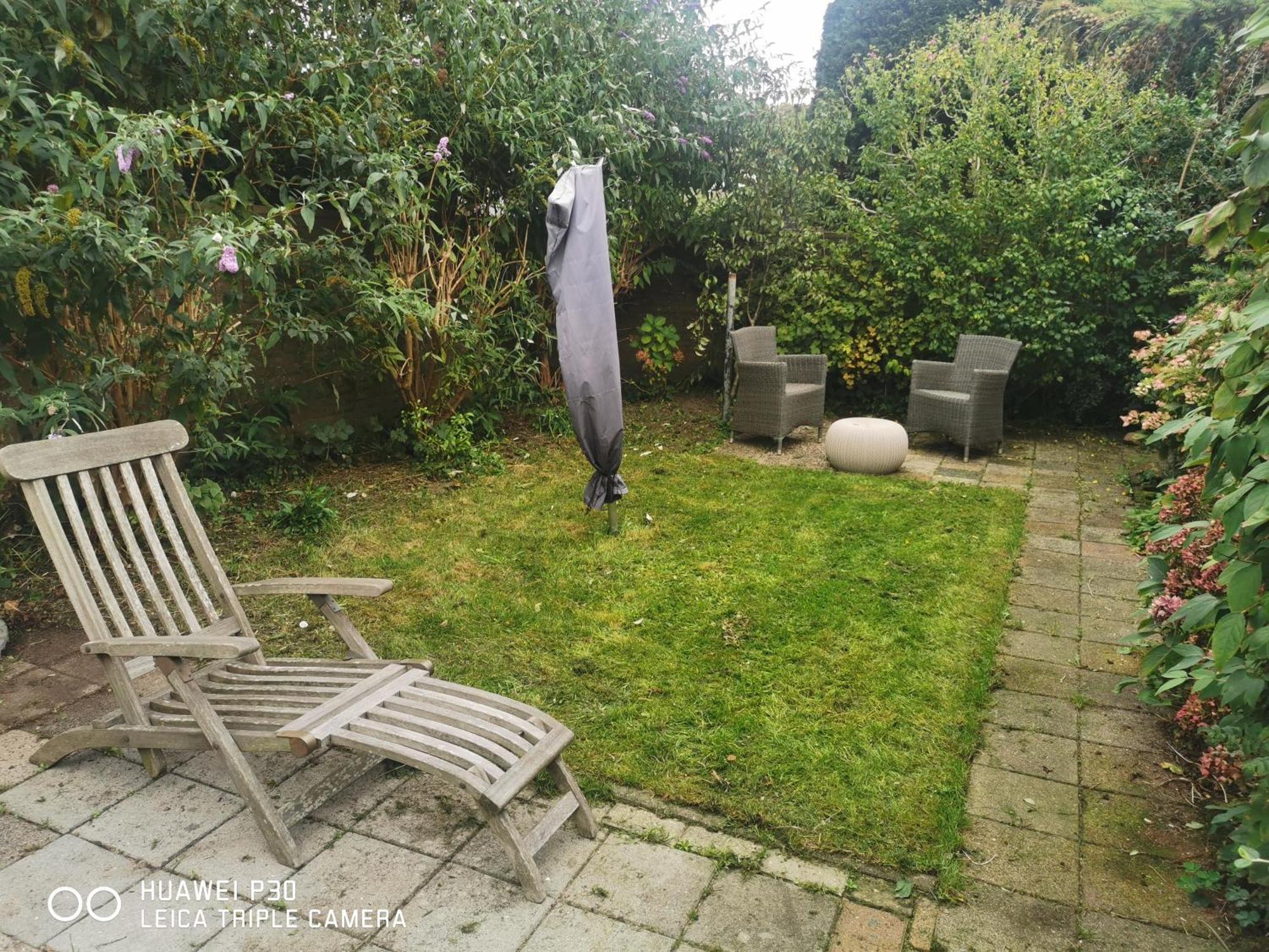 Cottage Egmond-Binnen Met Besloten Tuin Esterno foto